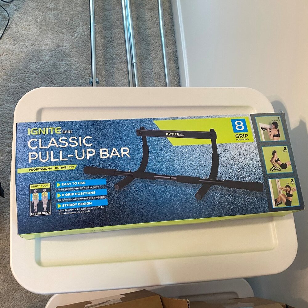 IGNITE Spri Classic Pull-Up Bar